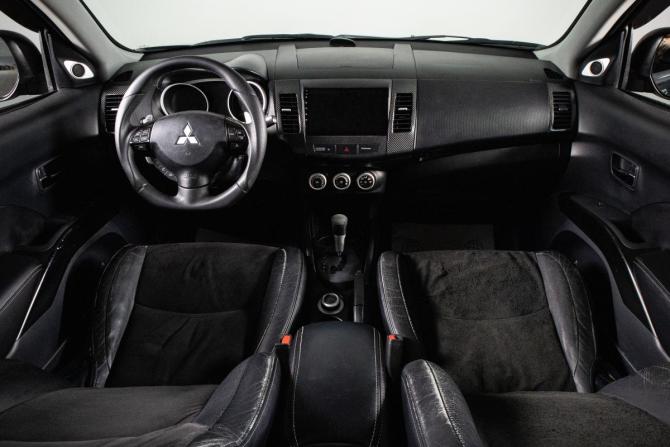 Mitsubishi Outlander II с пробегом 2007 года, цена 1 099 000 рублей, 305000 км, внедорожник, Автокод Объявления