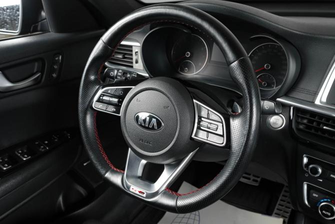 Kia Optima IV Рестайлинг с пробегом 2019 года, цена 2 649 000 рублей, 95067 км, седан, Автокод Объявления