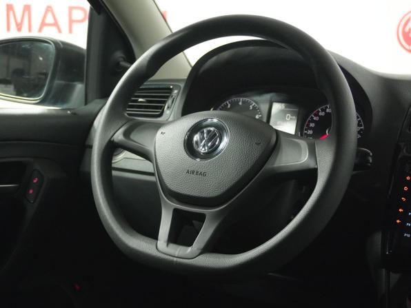 Volkswagen Polo V Рестайлинг с пробегом 2018 года, цена 1 170 000 рублей, 89665 км, седан, Автокод Объявления