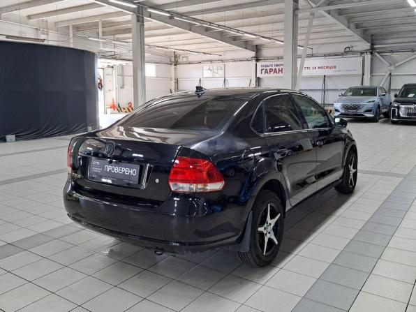 Volkswagen Polo V с пробегом 2013 года, цена 555 000 рублей, 300983 км, седан, Автокод Объявления