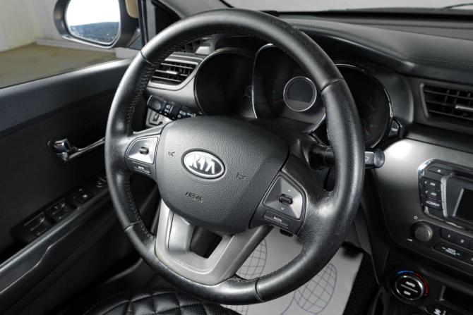 Kia Rio III с пробегом 2012 года, цена 759 000 рублей, 198000 км, седан, Автокод Объявления