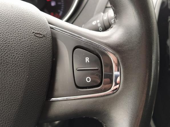 Renault Kaptur I с пробегом 2019 года, цена 1 349 000 рублей, 107148 км, внедорожник, Автокод Объявления
