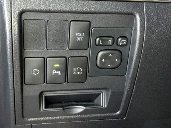 Toyota Land Cruiser 200 Series Рестайлинг 2 с пробегом 2016 года, цена 5 880 000 рублей, 107558 км, внедорожник, Автокод Объявления