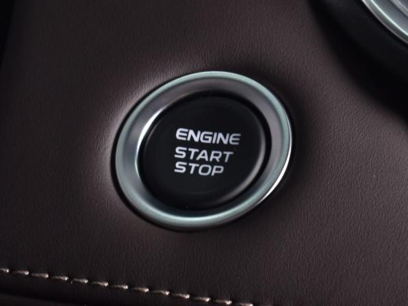 Geely Xingyue L I Рестайлинг 2 с пробегом 2026 года, цена 4 099 995 рублей, 20 км, внедорожник, Автокод Объявления