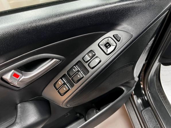 Hyundai ix35 I с пробегом 2011 года, цена 1 145 000 рублей, 229364 км, внедорожник, Автокод Объявления