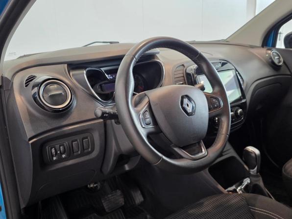 Renault Kaptur I с пробегом 2017 года, цена 1 317 000 рублей, 141590 км, внедорожник, Автокод Объявления