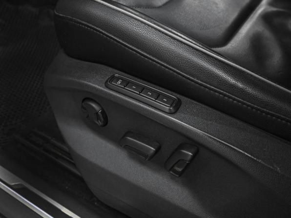 Volkswagen Tiguan II с пробегом 2018 года, цена 2 548 000 рублей, 107537 км, внедорожник, Автокод Объявления