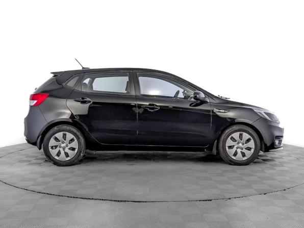 Kia Rio III Рестайлинг с пробегом 2017 года, цена 1 410 000 рублей, 41179 км, хэтчбек, Автокод Объявления