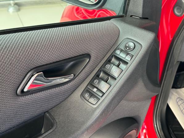 Mercedes-Benz A-Класс II (W169) Рестайлинг с пробегом 2012 года, цена 800 000 рублей, 138085 км, хэтчбек, Автокод Объявления
