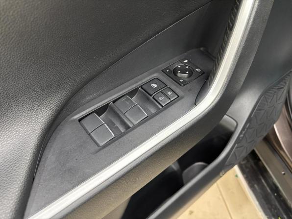 Toyota RAV4 V (XA50) с пробегом 2020 года, цена 3 200 000 рублей, 105140 км, внедорожник, Автокод Объявления