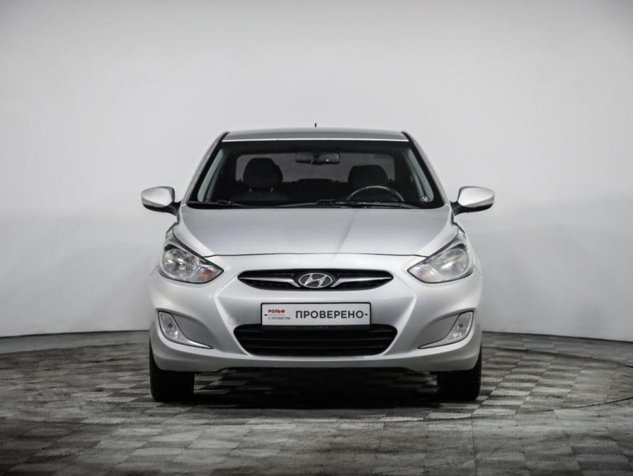 Hyundai Solaris I Санкт-Петербург  - изображение 2