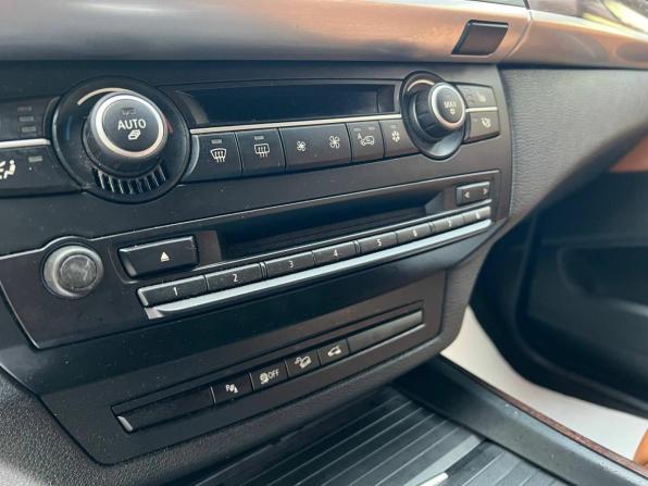 BMW X5 II (E70) Рестайлинг с пробегом 2010 года, цена 1 950 000 рублей, 345000 км, внедорожник, Автокод Объявления