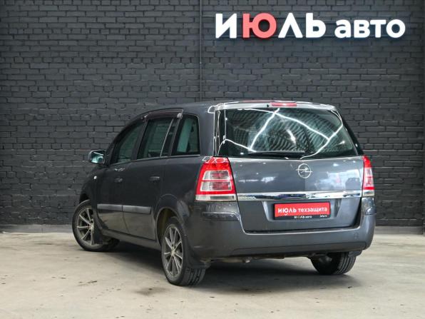 Opel Zafira B Рестайлинг с пробегом 2010 года, цена 700 000 рублей, 201223 км, минивэн, Автокод Объявления