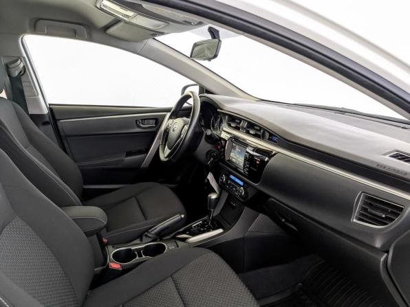 Toyota Corolla XI (E160 E170 E180) с пробегом 2013 года, цена 1 700 000 рублей, 86905 км, седан, Автокод Объявления