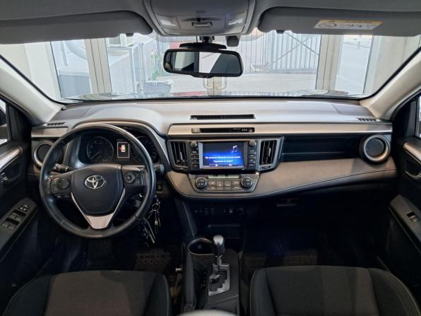 Toyota RAV4 IV (XA40) Рестайлинг с пробегом 2017 года, цена 2 549 000 рублей, 99700 км, внедорожник, Автокод Объявления