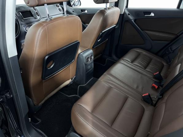 Volkswagen Tiguan I Рестайлинг с пробегом 2016 года, цена 1 790 000 рублей, 132000 км, внедорожник, Автокод Объявления
