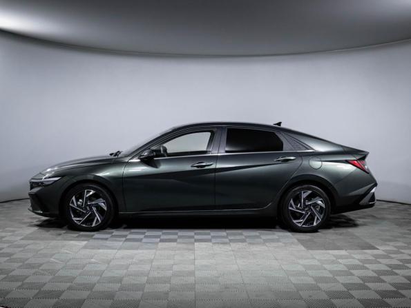 Hyundai Elantra VII (CN7) Рестайлинг с пробегом 2023 года, цена 2 220 000 рублей, 10350 км, седан, Автокод Объявления