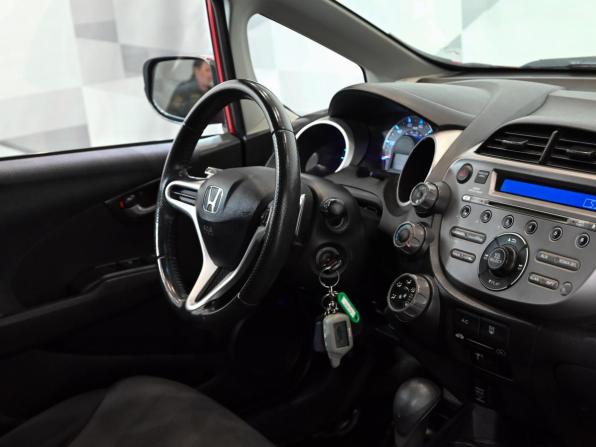 Honda Fit II с пробегом 2010 года, цена 890 000 рублей, 68861 км, хэтчбек, Автокод Объявления