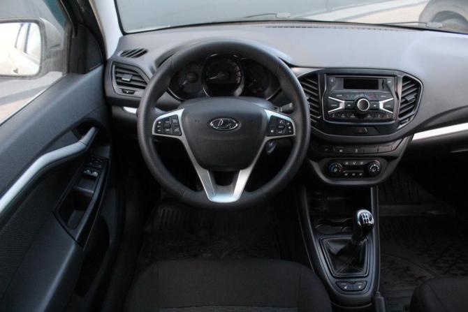 Lada (ВАЗ) Vesta I с пробегом 2019 года, цена 925 000 рублей, 124444 км, седан, Автокод Объявления