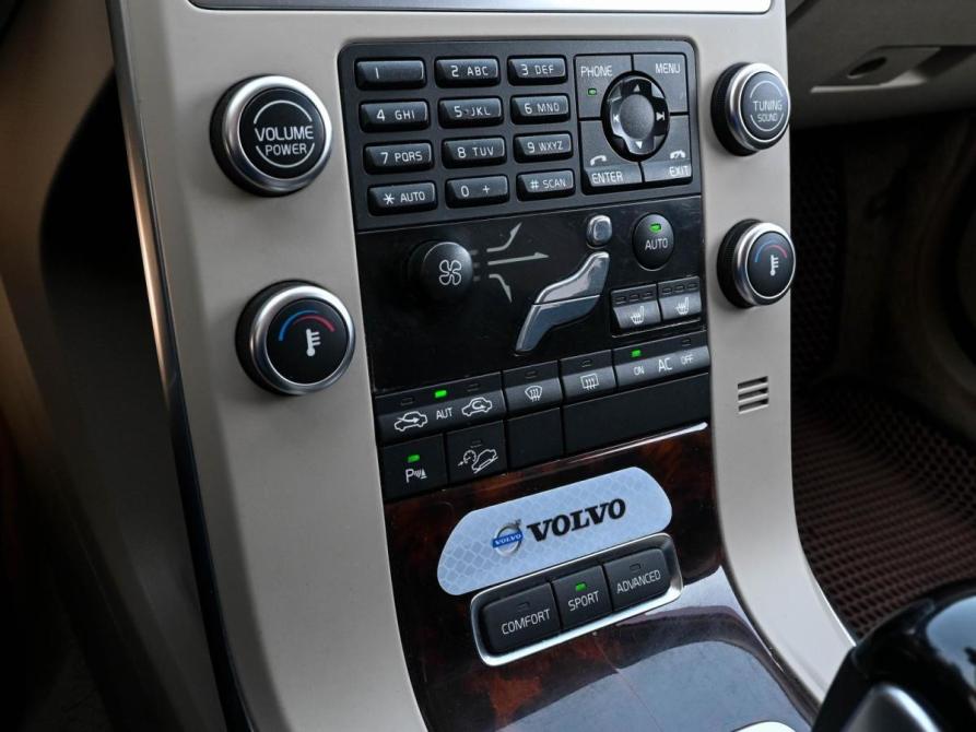 Volvo XC70 II Волгоград  - изображение 16