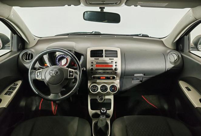 Toyota Urban Cruiser I с пробегом 2009 года, цена 799 000 рублей, 275754 км, хэтчбек, Автокод Объявления