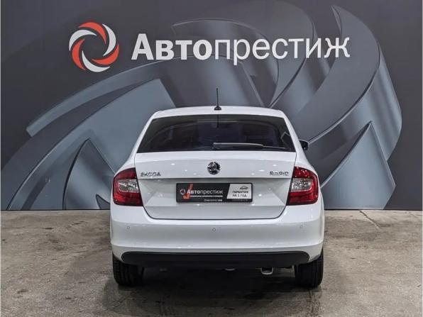 Skoda Rapid I Рестайлинг с пробегом 2018 года, цена 1 299 000 рублей, 119227 км, лифтбек, Автокод Объявления