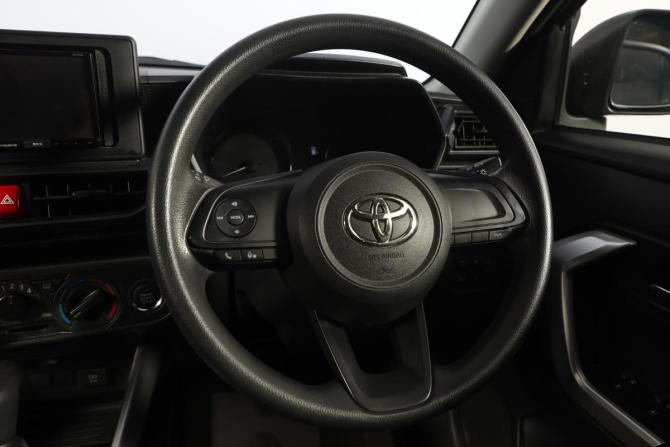 Toyota Raize I с пробегом 2021 года, цена 1 599 000 рублей, 55434 км, внедорожник, Автокод Объявления