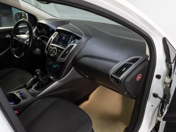 Ford Focus III с пробегом 2011 года, цена 709 000 рублей, 258070 км, хэтчбек, Автокод Объявления
