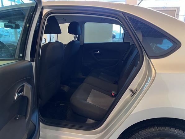 Volkswagen Polo V с пробегом 2014 года, цена 1 045 000 рублей, 94877 км, седан, Автокод Объявления