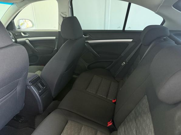 Skoda Octavia II (A5) Рестайлинг с пробегом 2013 года, цена 1 099 000 рублей, 169900 км, лифтбек, Автокод Объявления