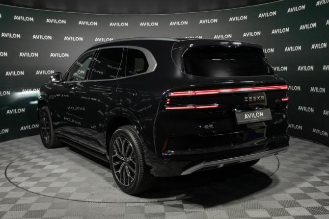 Новый Zeekr 8X 2026 года, цена 12 700 000 рублей, внедорожник, Автокод Объявления