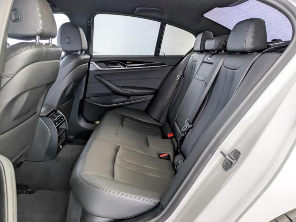 BMW 5 серии VII (G30/G31/G38) с пробегом 2020 года, цена 3 680 000 рублей, 104500 км, седан, Автокод Объявления