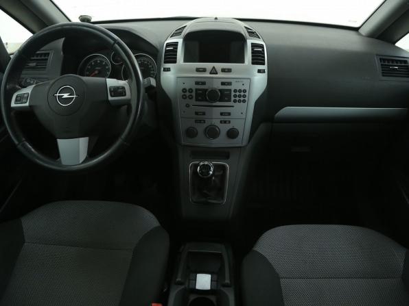 Opel Zafira B Рестайлинг с пробегом 2012 года, цена 565 000 рублей, 244000 км, компактвэн, Автокод Объявления