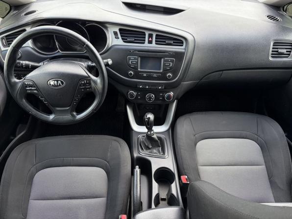 Kia Ceed II с пробегом 2013 года, цена 930 000 рублей, 215059 км, хэтчбек, Автокод Объявления