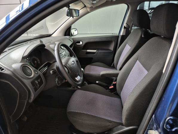 Ford Fusion I Рестайлинг с пробегом 2008 года, цена 459 000 рублей, 232481 км, хэтчбек, Автокод Объявления