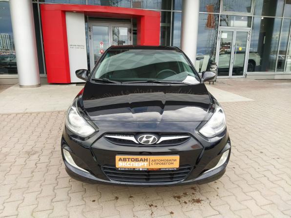 Hyundai Solaris I с пробегом 2012 года, цена 798 000 рублей, 179795 км, седан, Автокод Объявления