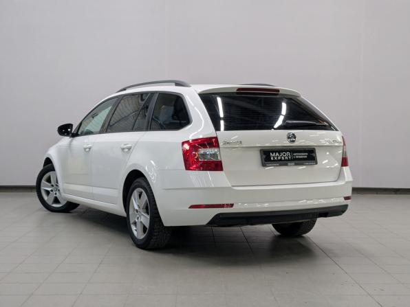 Skoda Octavia III (A7) Рестайлинг с пробегом 2017 года, цена 1 415 000 рублей, 206189 км, универсал, Автокод Объявления