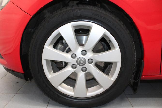 Opel Astra J Рестайлинг с пробегом 2012 года, цена 999 000 рублей, 137469 км, хэтчбек, Автокод Объявления