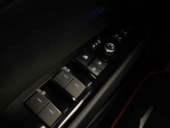 Toyota Camry IX (XV80) China Market с пробегом 2026 года, цена 3 895 000 рублей, 1445 км, седан, Автокод Объявления