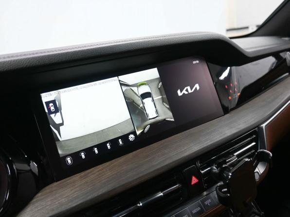 Kia Mohave I Рестайлинг 2 с пробегом 2023 года, цена 5 690 000 рублей, 50200 км, внедорожник, Автокод Объявления