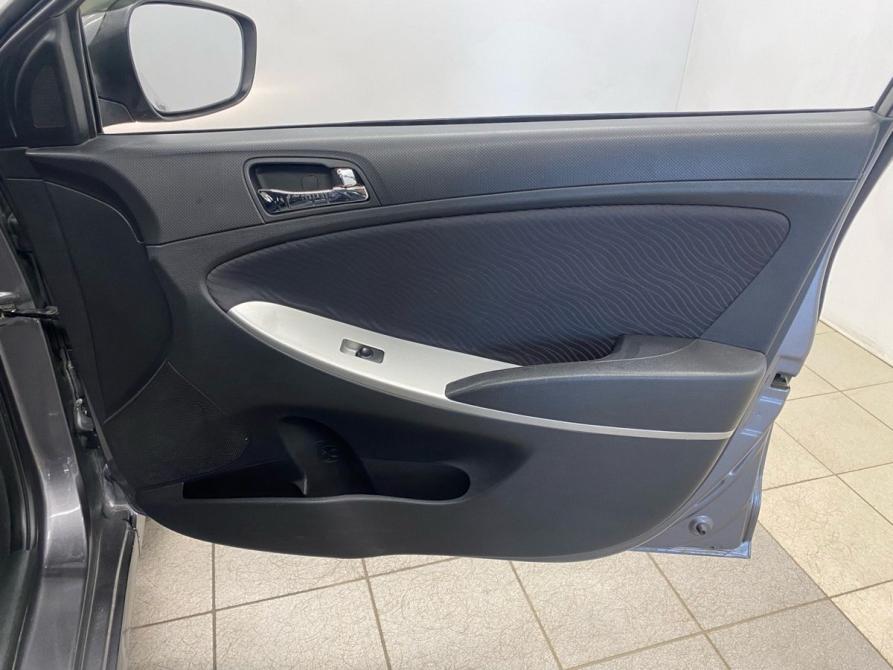 Hyundai Solaris I Санкт-Петербург  - изображение 14