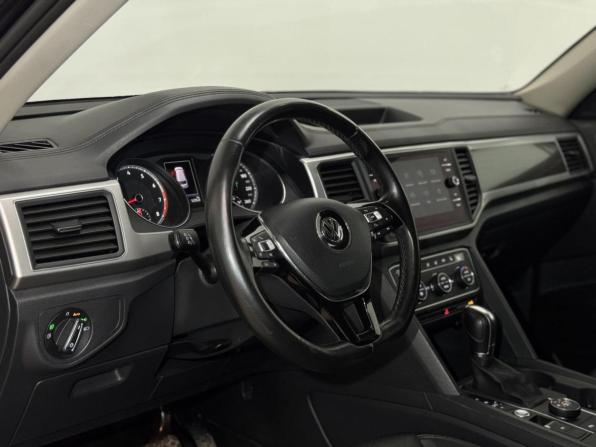 Volkswagen Teramont I с пробегом 2018 года, цена 3 649 000 рублей, 125056 км, внедорожник, Автокод Объявления