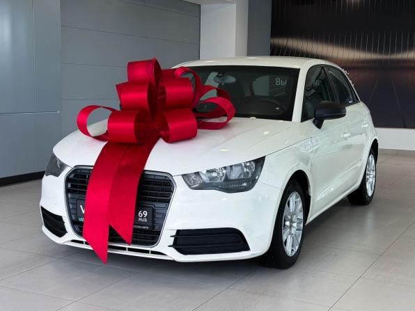 Audi A1 I (8X) с пробегом 2013 года, цена 737 000 рублей, 213165 км, хэтчбек, Автокод Объявления