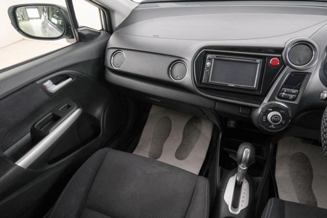 Honda Insight II Рестайлинг с пробегом 2012 года, цена 759 000 рублей, 240000 км, хэтчбек, Автокод Объявления