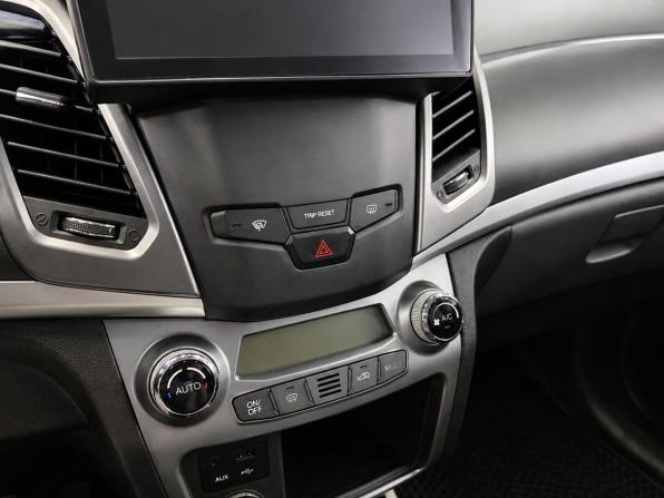 SsangYong Actyon II Рестайлинг с пробегом 2013 года, цена 979 000 рублей, 227268 км, внедорожник, Автокод Объявления