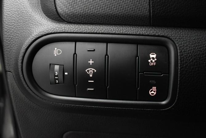 Kia Cerato III Рестайлинг (Classic) с пробегом 2018 года, цена 1 340 000 рублей, 160296 км, седан, Автокод Объявления