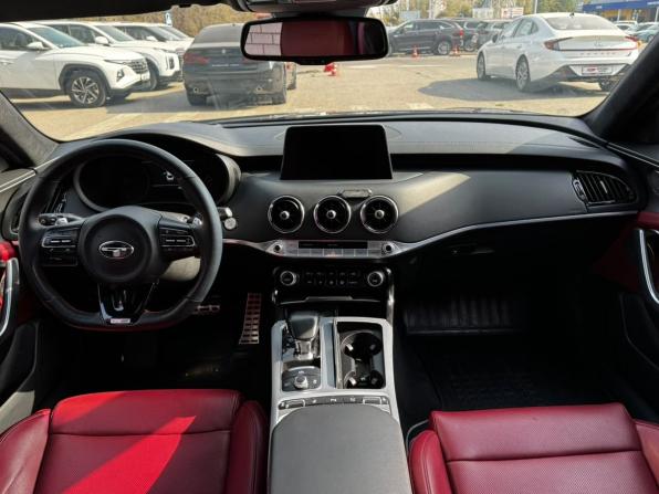 Kia Stinger I с пробегом 2019 года, цена 2 850 000 рублей, 133280 км, лифтбек, Автокод Объявления