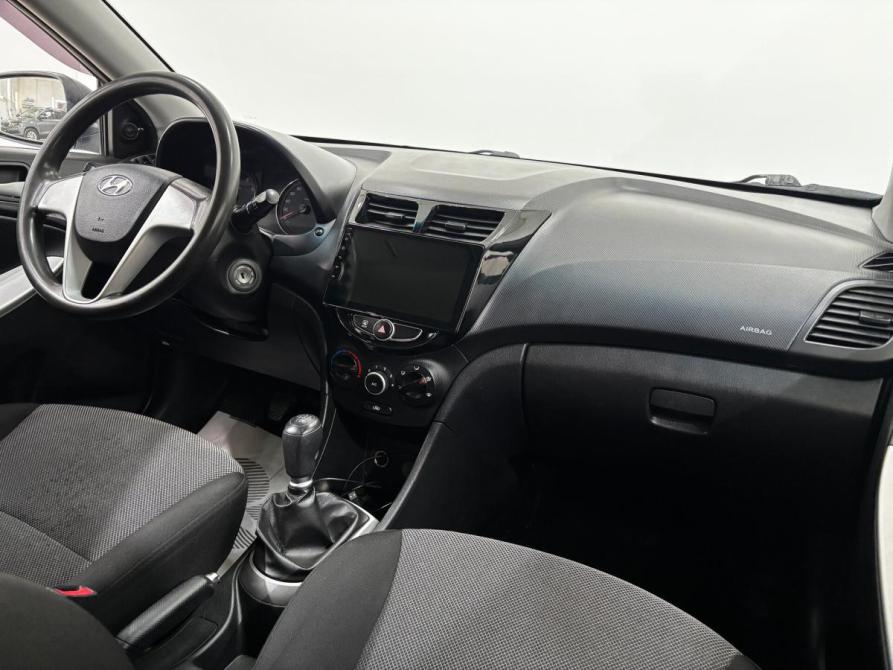 Hyundai Solaris I Альметьевск  - изображение 12