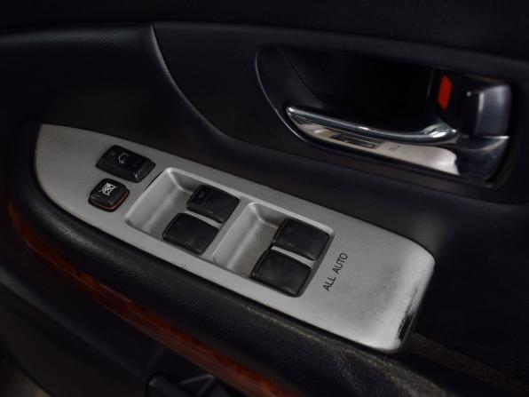 Toyota Harrier II (XU30) с пробегом 2004 года, цена 1 364 995 рублей, 221625 км, внедорожник, Автокод Объявления