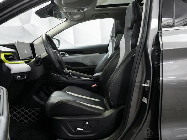 Geely Coolray I Рестайлинг с пробегом 2023 года, цена 2 236 000 рублей, 27000 км, внедорожник, Автокод Объявления